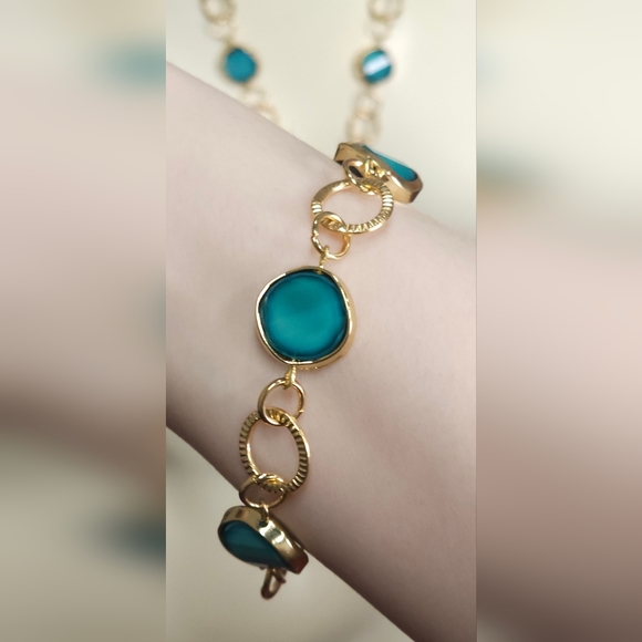 Golden Seas Original Design 3 Piece Jewelry Collection - Picture 7 of 15